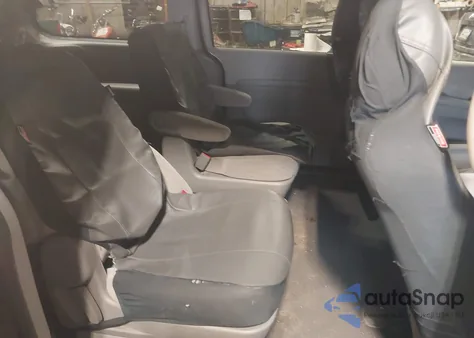 2008 Kia Sedona Lx from USA, damaged, VIN KNDMB233586202709